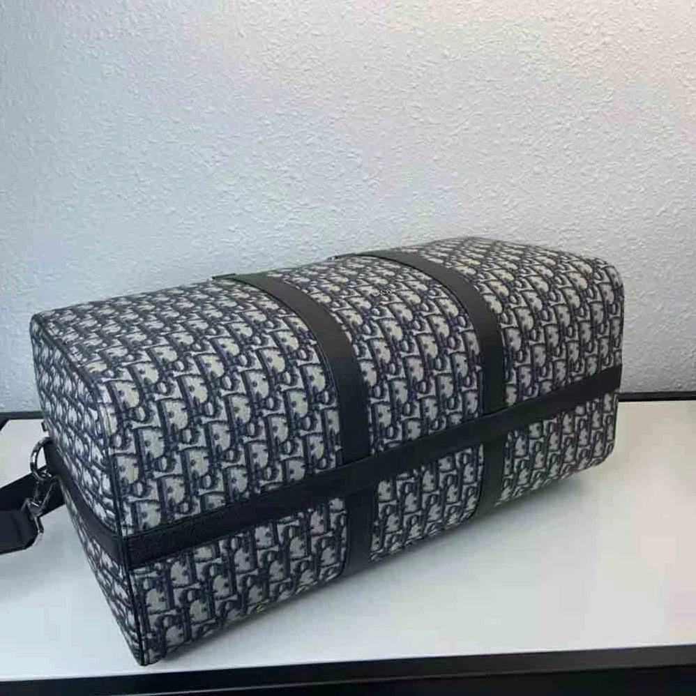 Dior Lingot 50 Bag Beige and Black Dior Oblique Jacquard for Men Dior Lingot 50 Bag Beige and Black Dior Oblique Jacquard for Men