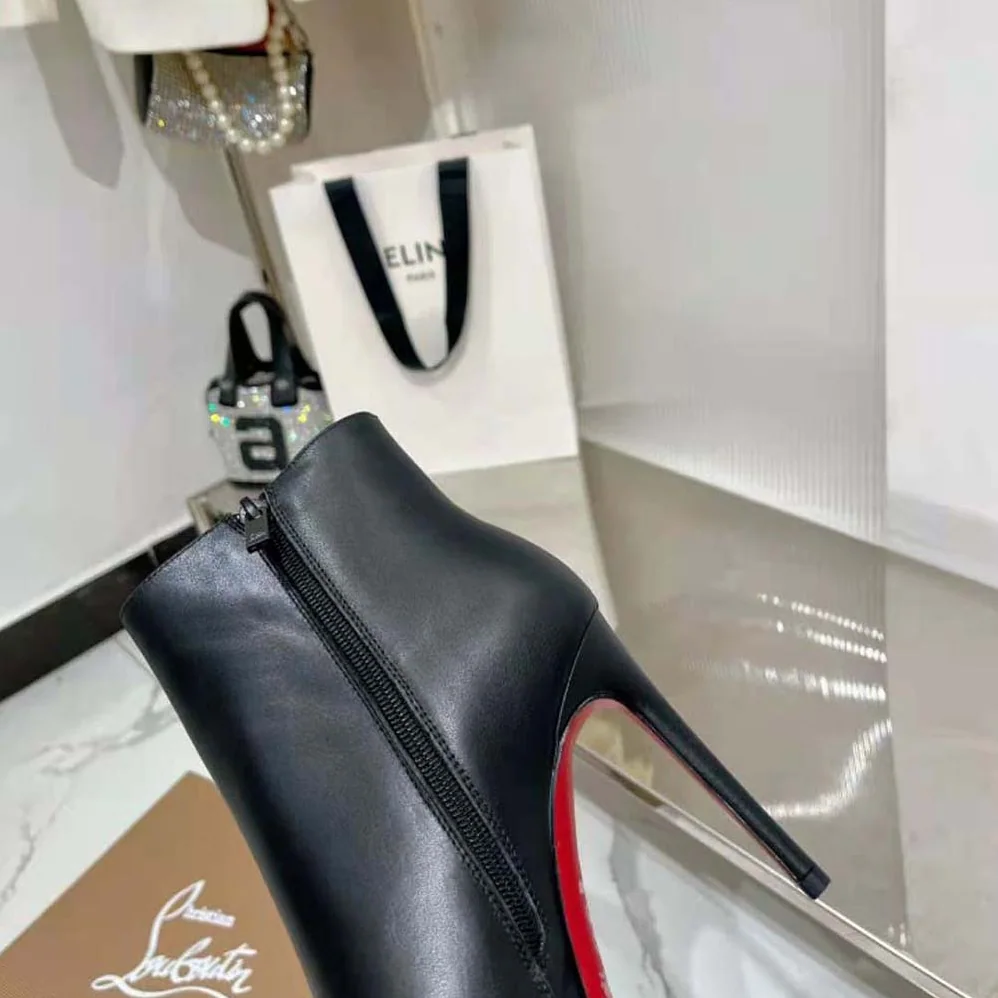 Christian Louboutin So Kate Booty 85 mm Low Boots for Women in Black Christian Louboutin So Kate Booty 85 mm Low Boots for Women in Black