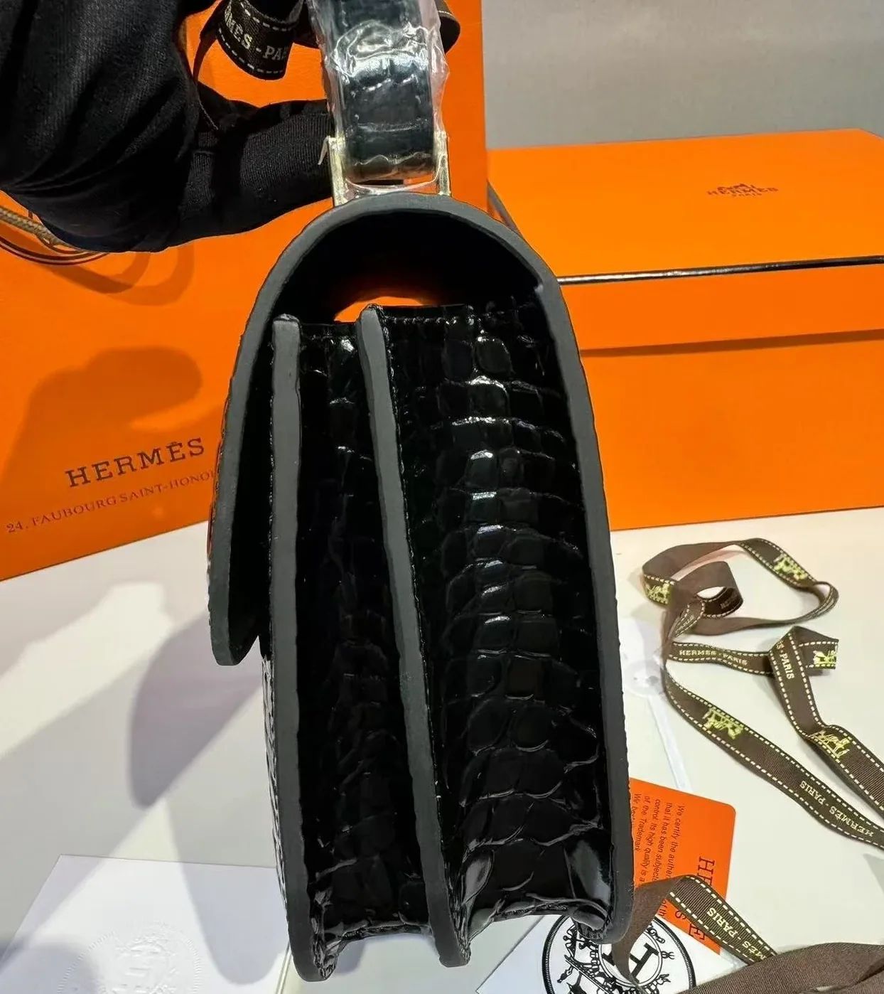 Hermes Constance 23 Pattern Crocodile Black