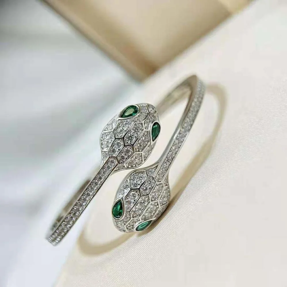 Bvlgari Serpenti 18 kt White Gold Bracelet Set for Women