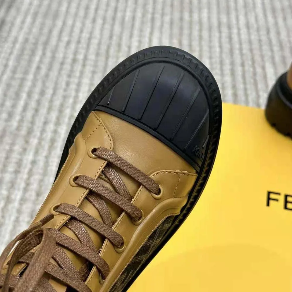 Fendi Domino Beige Leather Biker Boots for Women Fendi Domino Beige Leather Biker Boots for Women