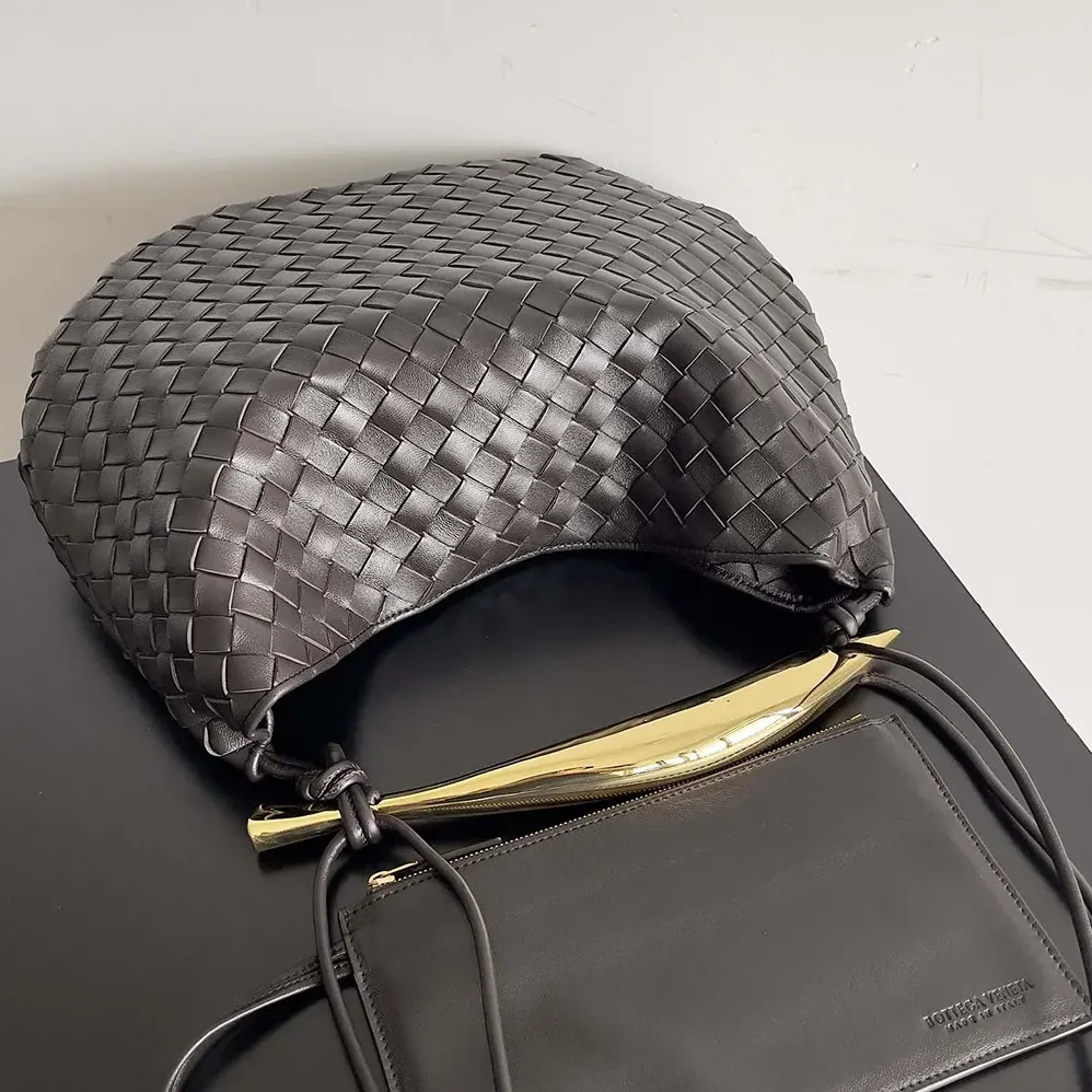 Bottega Veneta Large Sardine Shoulder Bag in Lambskin Leather for Women Bottega Veneta Large Sardine Shoulder Bag in Lambskin Leather for Women