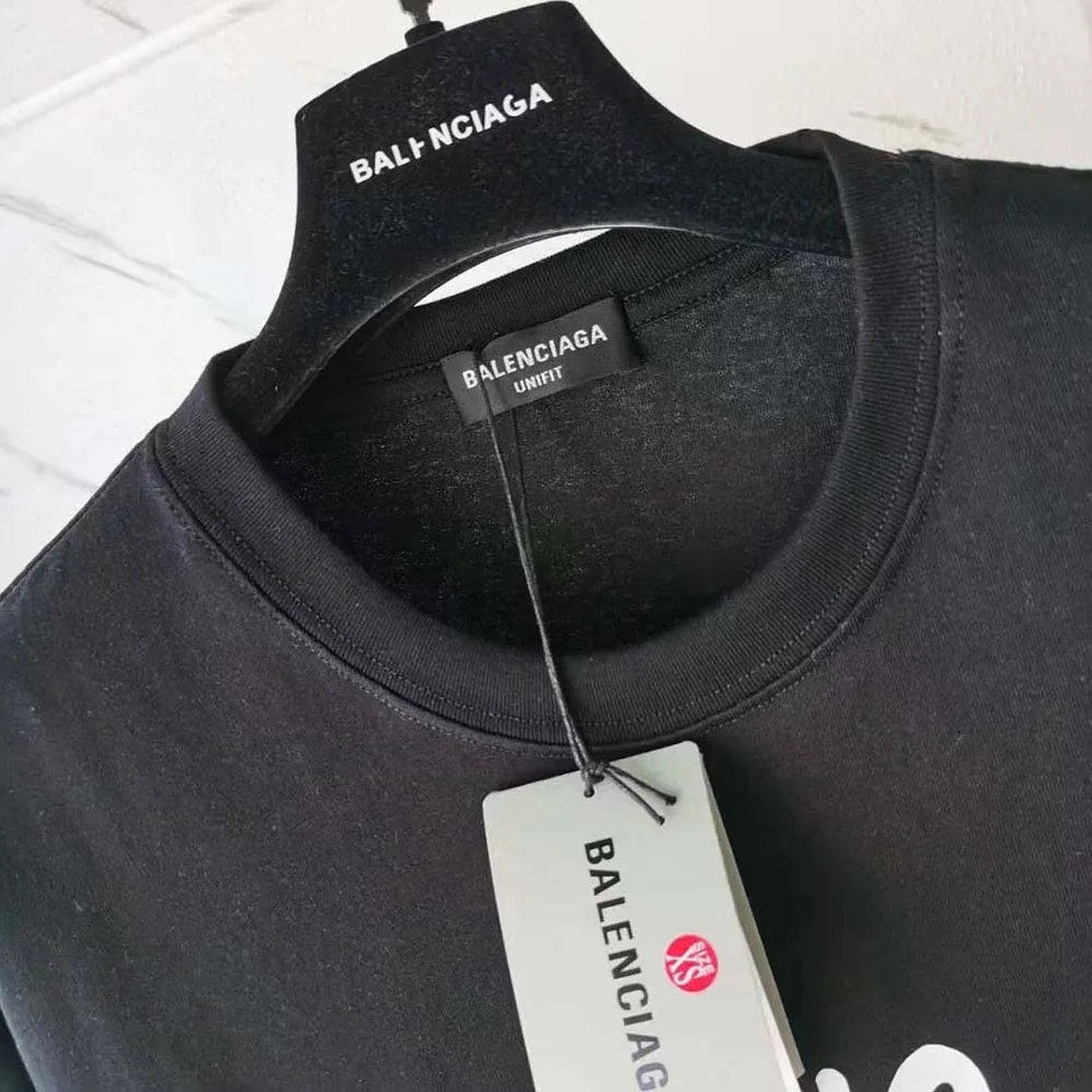 Balenciaga Simpsons Tm and 20th Television T for Men in shirt Oversized in Black Balenciaga Simpsons Tm and 20th Television T for Men in shirt Oversized in Black