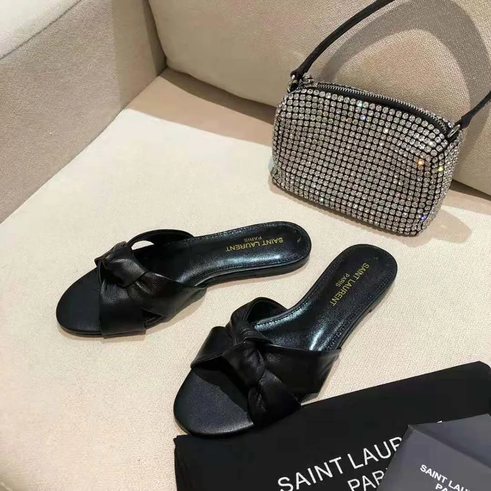 Saint Laurent YSL Bianca Flat Mules in Smooth Leather for Women in Black