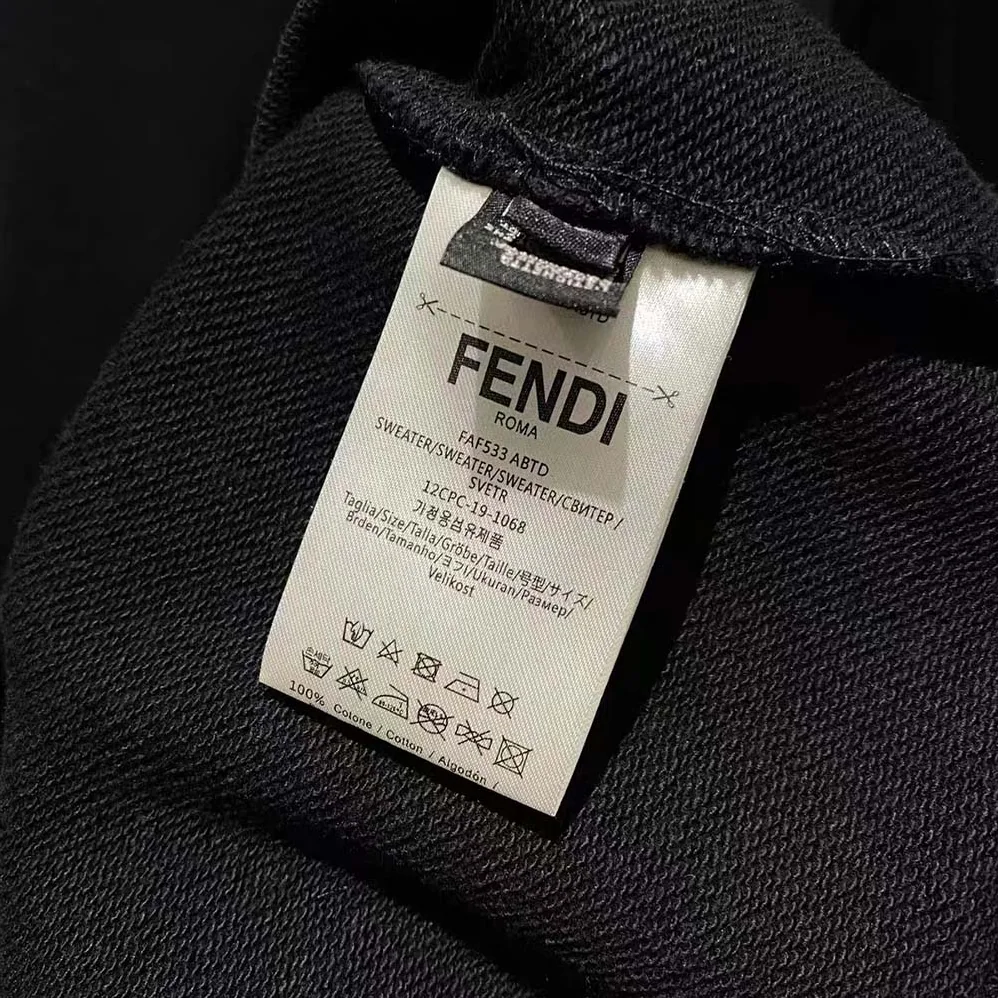 Fendi Black Wool Sweater for Women in Black Fendi Black Wool Sweater for Women in Black