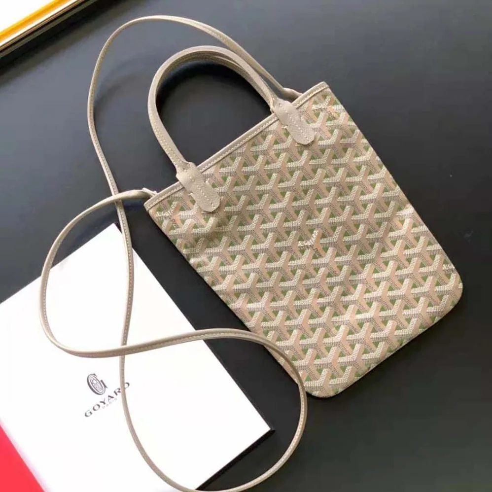 Goyard Poitiers Claire-voie Bag for Women in Green Goyard Poitiers Claire-voie Bag for Women in Green