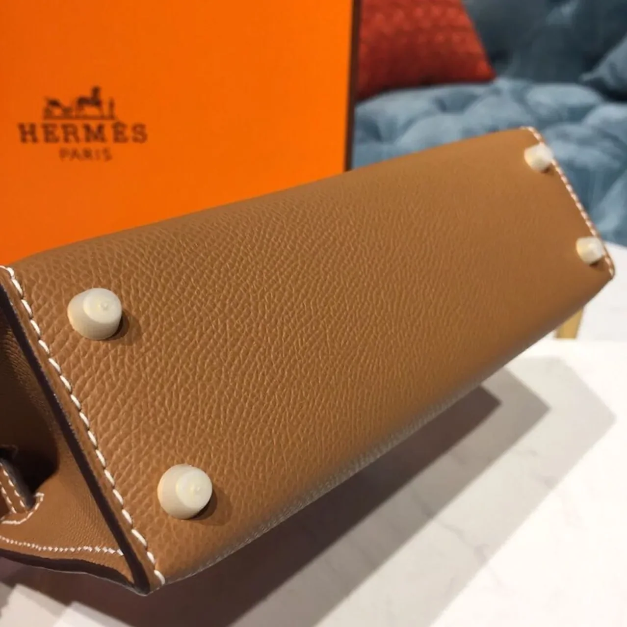 Hermes Mini Kelly Gold Gold Toned Hardware / Hermes Mini Kelly Gold Gold Toned Hardware /