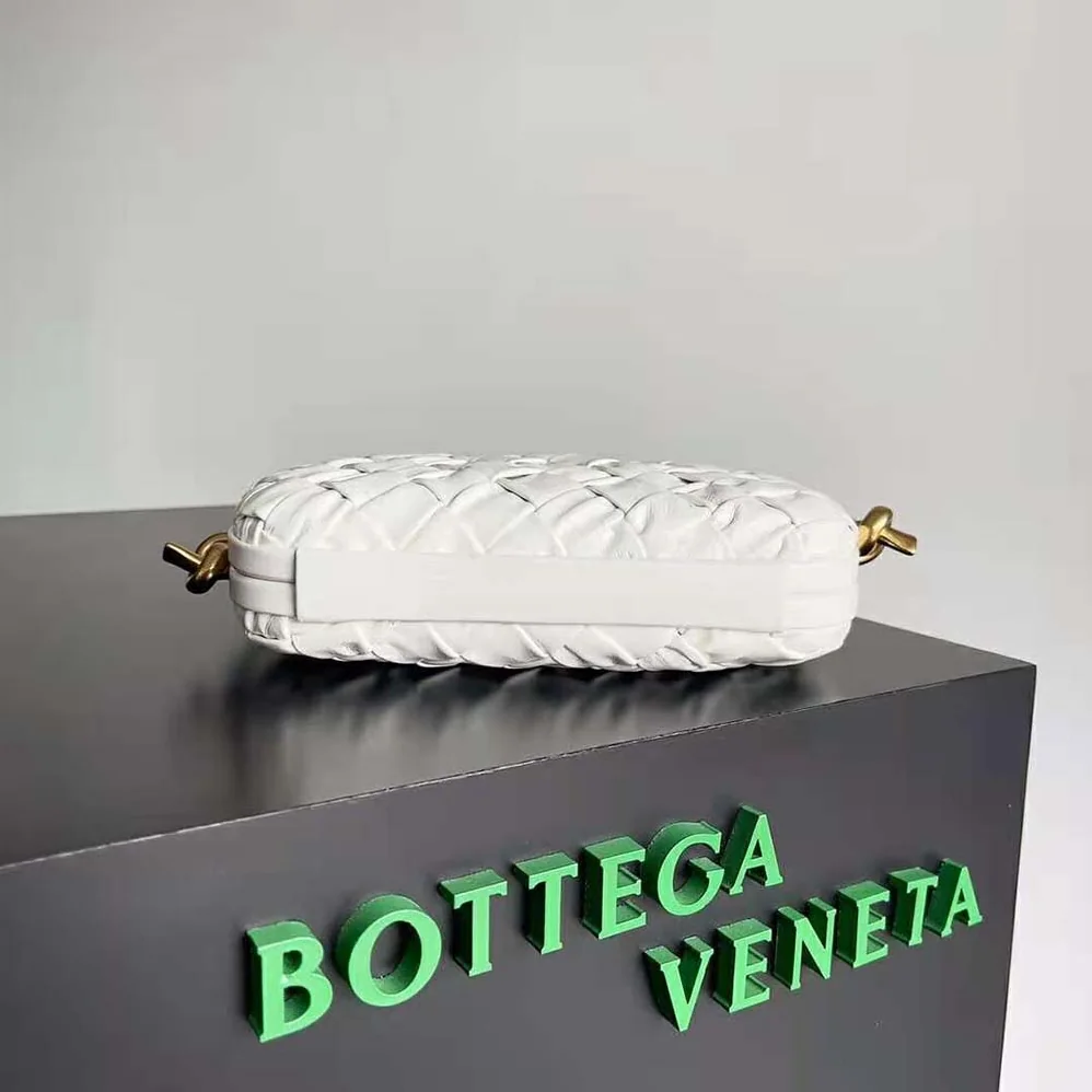 Bottega Veneta Knot On Strap Foulard Intreccio Leather Minaudiere with Strap for Women in White Bottega Veneta Knot On Strap Foulard Intreccio Leather Minaudiere with Strap for Women in White