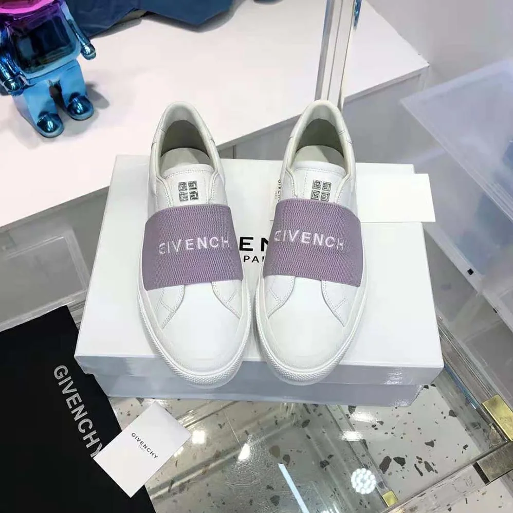 Givenchy Sneakers City Sport in Leather with GIVENCHY Webbing for Unisex in Purple Givenchy Sneakers City Sport in Leather with GIVENCHY Webbing for Unisex in Purple