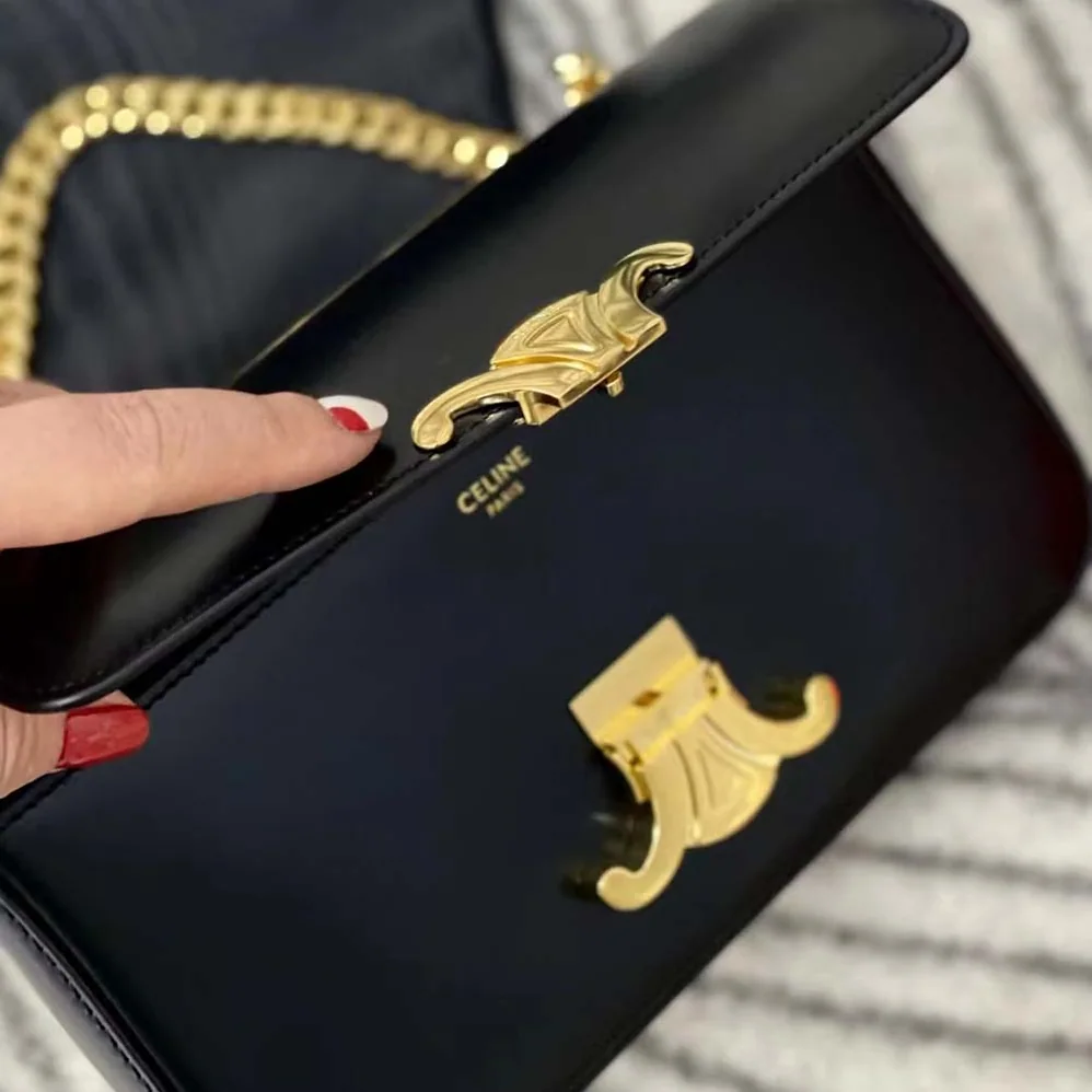 Celine Chain Shoulder Bag Triomphe in Shiny Calfskin for Women in Black