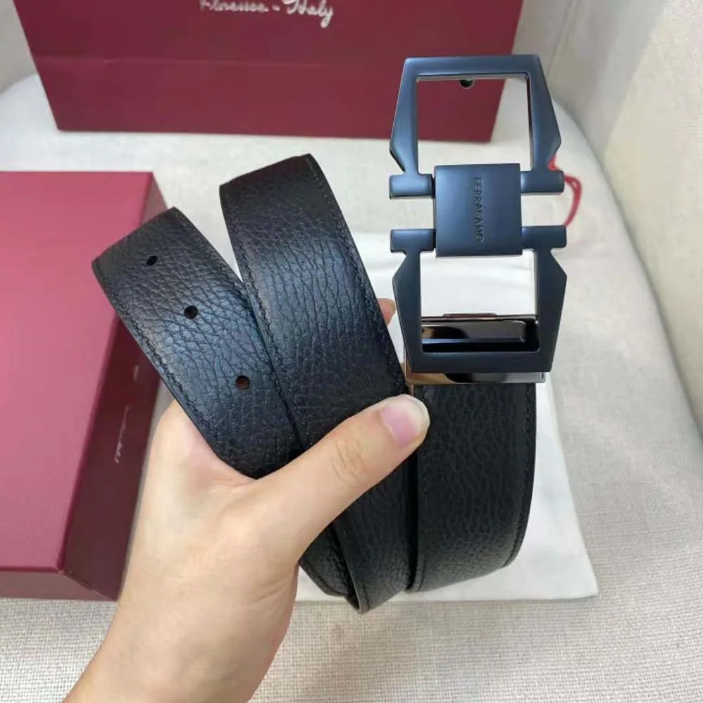 Salvatore Ferragamo Reversible and Adjustable Gancini Belt for Men in Black