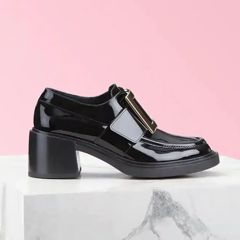 Roger Vivier Viv' Rangers Metal Buckle Loafers in Patent Leather in 6cm Heel for Women Roger Vivier Viv' Rangers Metal Buckle Loafers in Patent Leather in 6cm Heel for Women