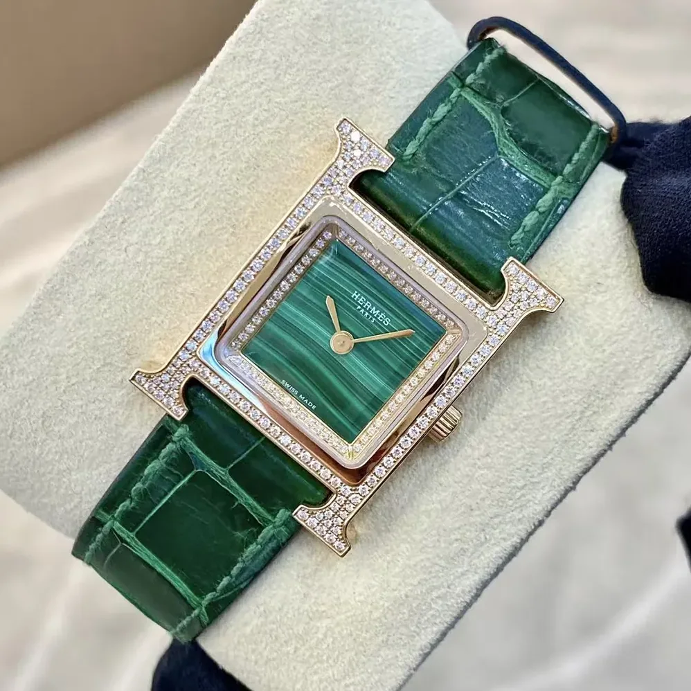 Hermes Heure H Watch Small Model 25 mm for Women in Green Hermes Heure H Watch Small Model 25 mm for Women in Green