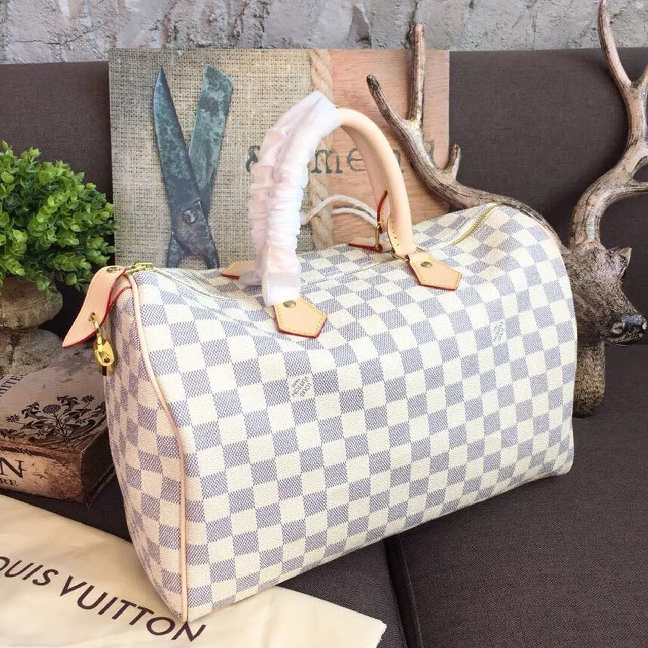 Louis Vuitton Speedy 35 Top Handle Bag / White Damier Azur Canvas Gold Hardware