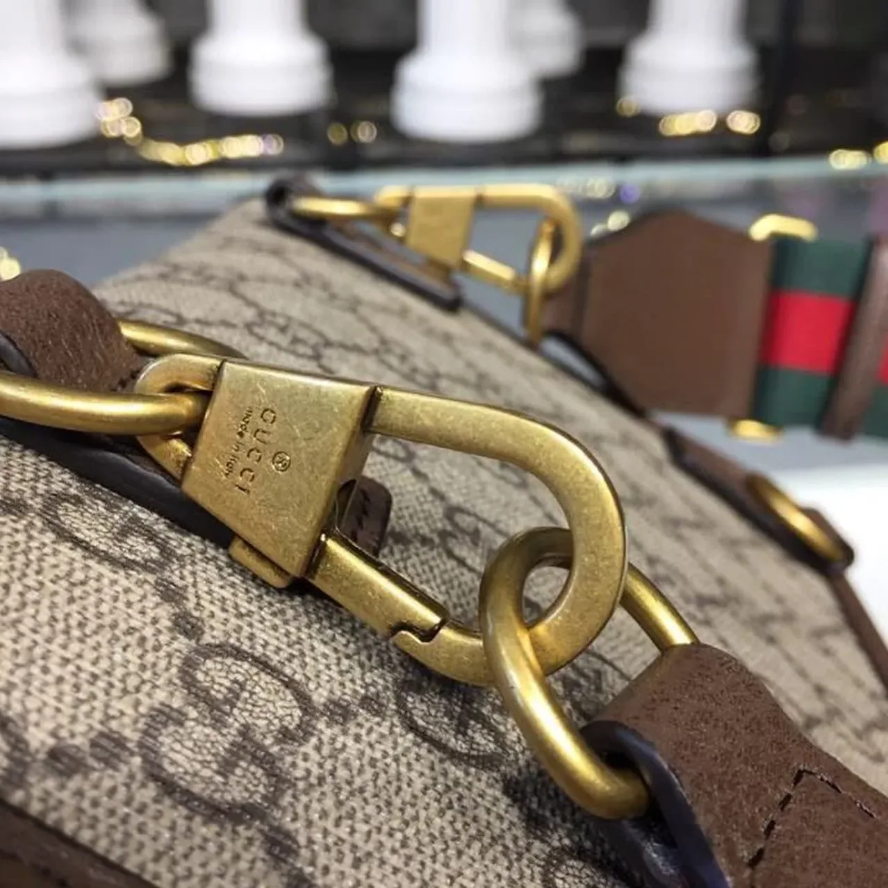 Gucci Neo Vintage Small Messenger Bag Beige/Ebony GG Supreme Canvas With Brown / Gucci Neo Vintage Small Messenger Bag Beige/Ebony GG Supreme Canvas With Brown /