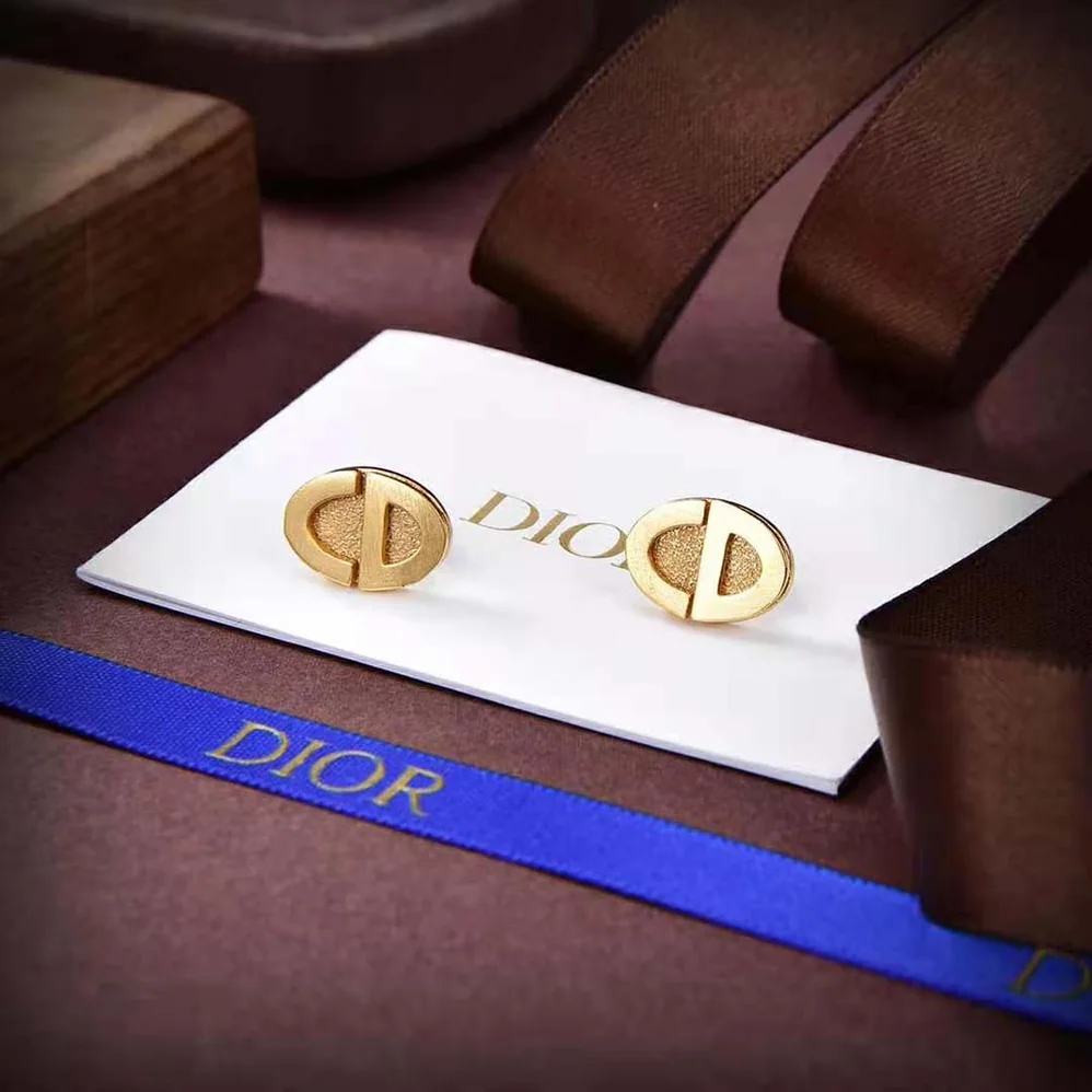 Dior Forever Dior Stud Earrings Gold for Women in Finish Metal Dior Forever Dior Stud Earrings Gold for Women in Finish Metal
