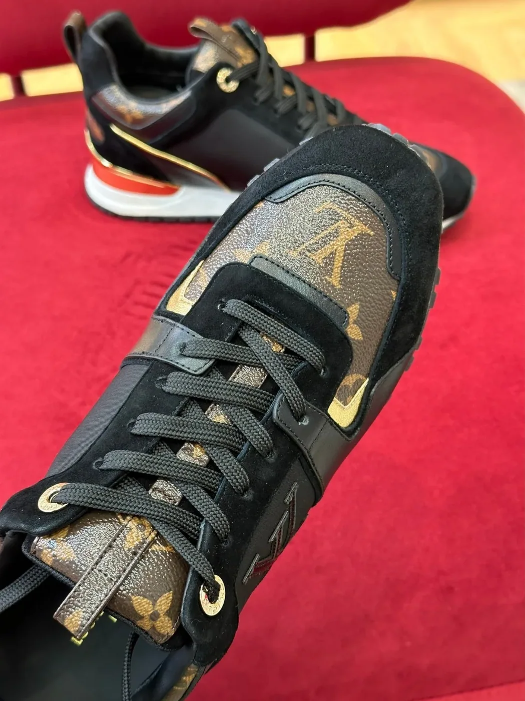 Louis Vuitton Run Away Sneaker Black 1AAP3E Louis Vuitton Run Away Sneaker Black 1AAP3E