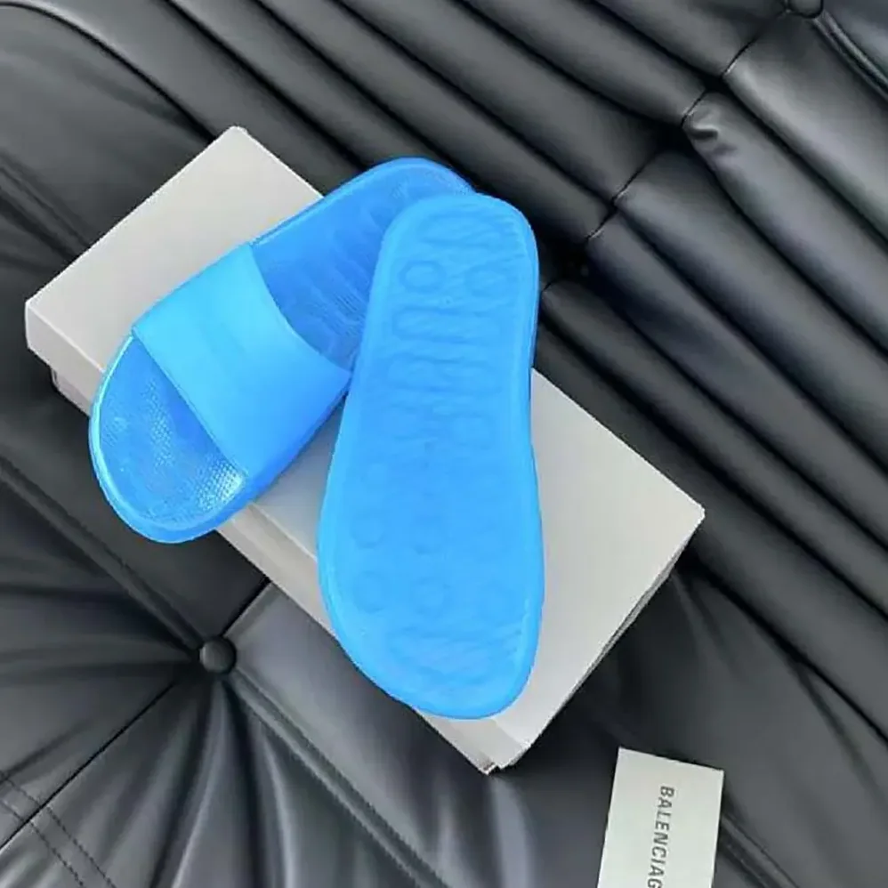 Balenciaga Pool Transparent Slide Sandal in Blue Rubber for Unisex