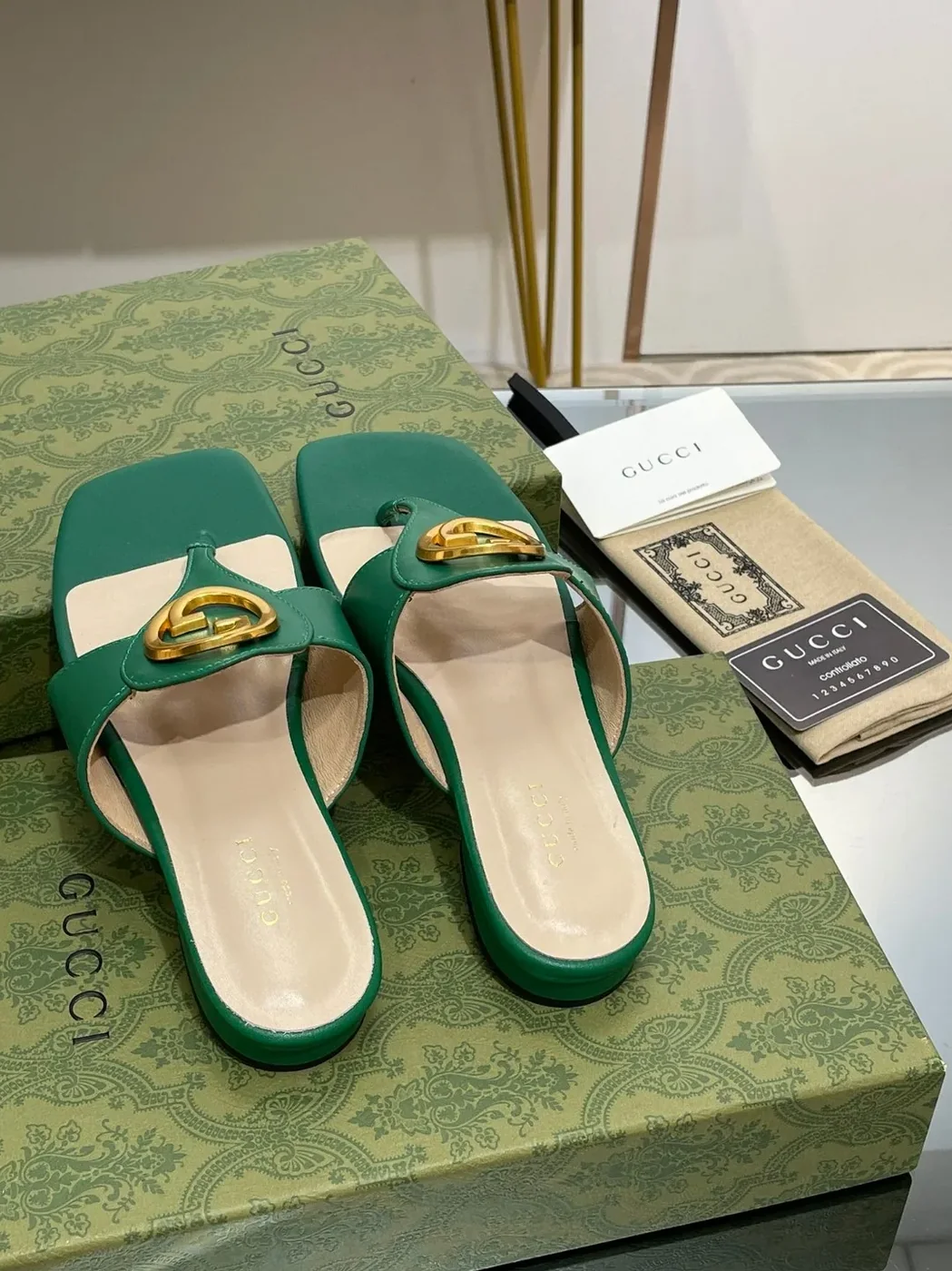 Gucci Blondie Thong Sandal Brown Gucci Blondie Thong Sandal Brown