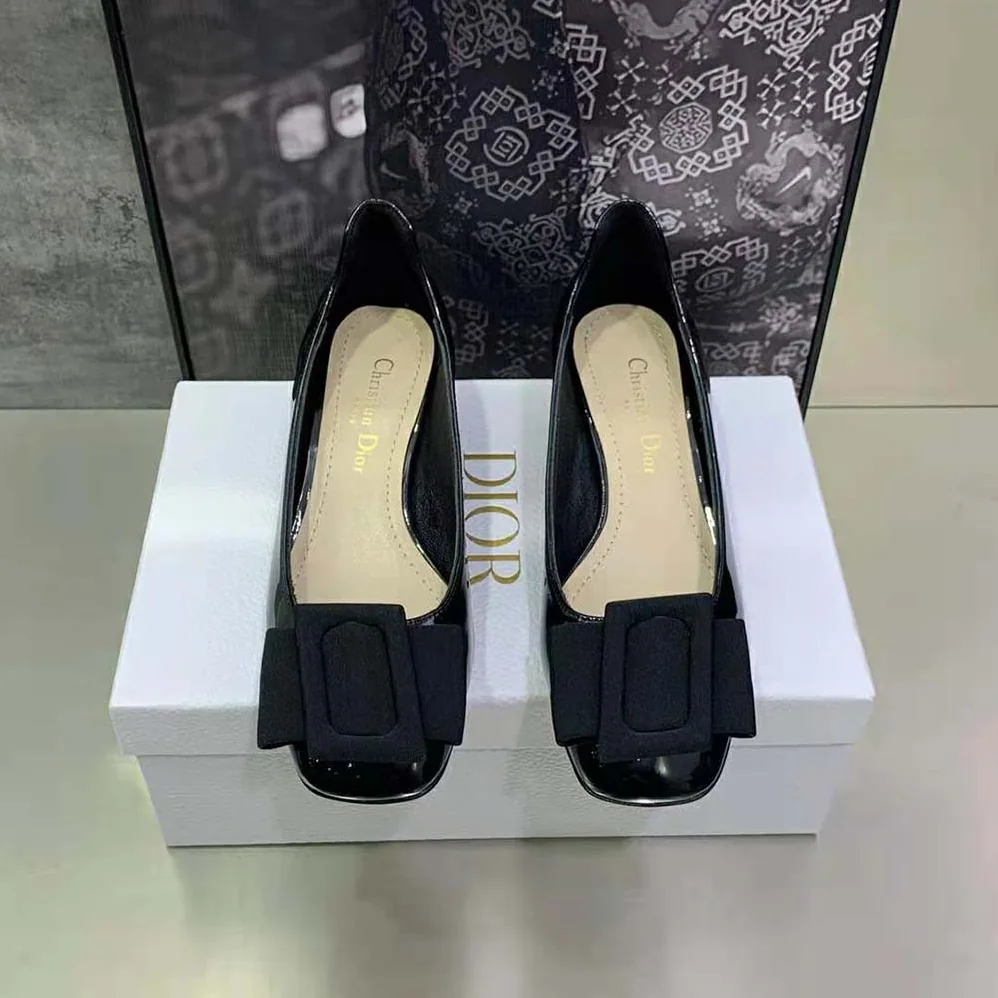 Dior Idylle Ballet Pump Black Patent Calfskin and Grosgrain in 35 mm Heel Height for Women Dior Idylle Ballet Pump Black Patent Calfskin and Grosgrain in 35 mm Heel Height for Women