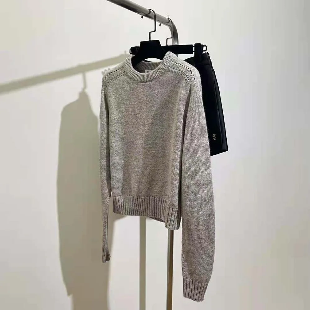 Celine Crew Neck Sweater in Seamless Cashmere for Women Celine Crew Neck Sweater in Seamless Cashmere for Women