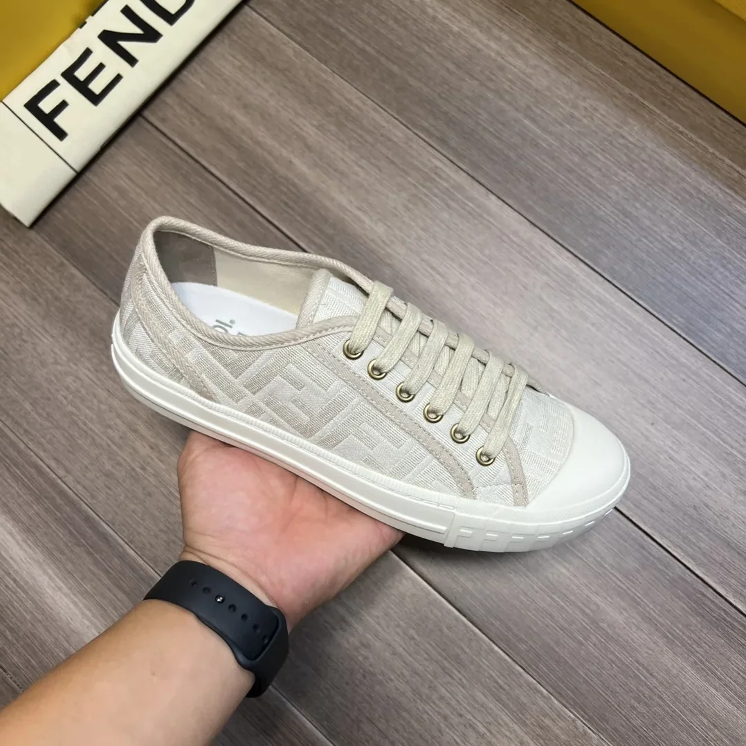 Fendi FD Domino Fabric Low-Tops Sneakers White 7E1553AK1PF1GQF Fendi FD Domino Fabric Low-Tops Sneakers White 7E1553AK1PF1GQF