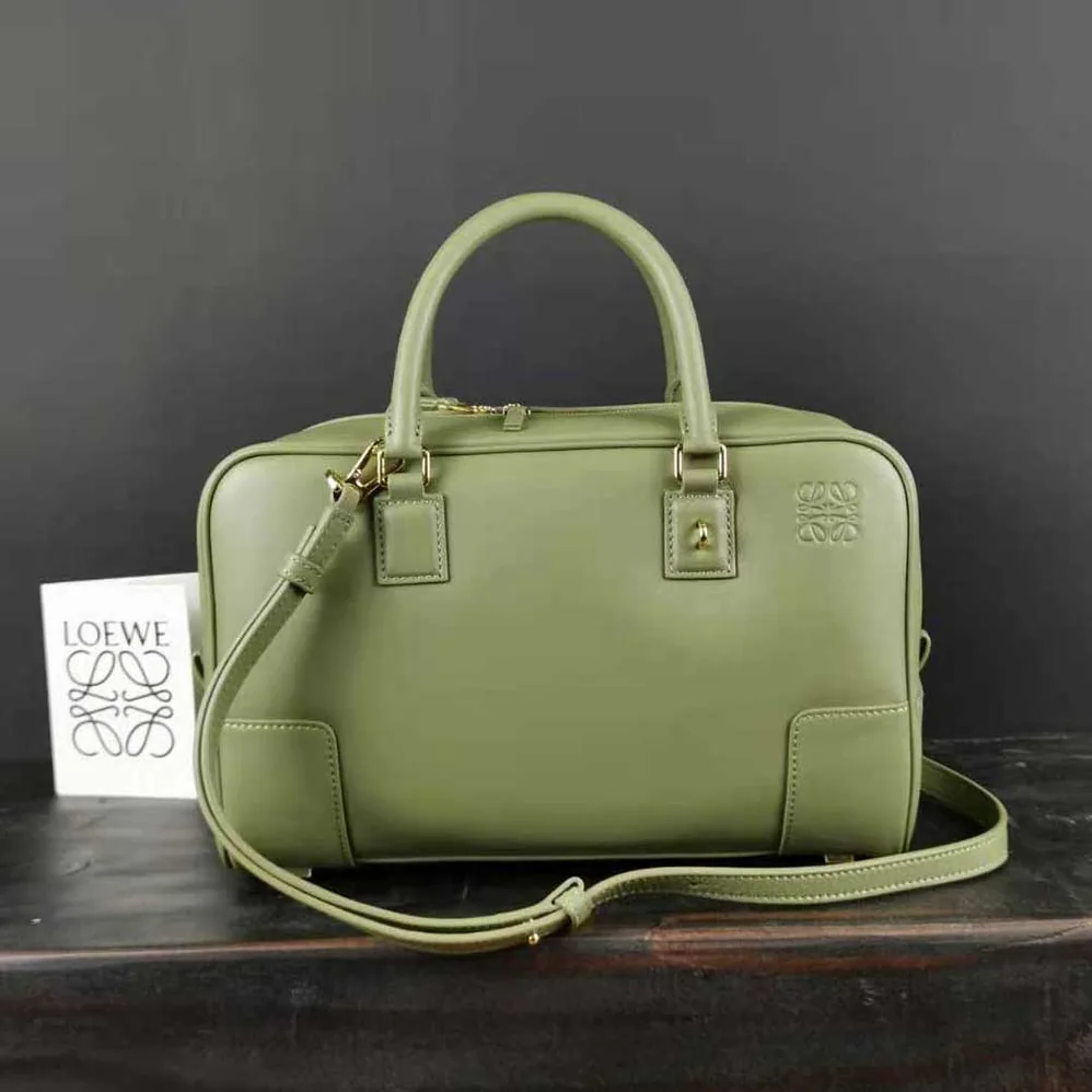 Loewe Amazona 28 Bag in Nappa Calfskin for Women in Green