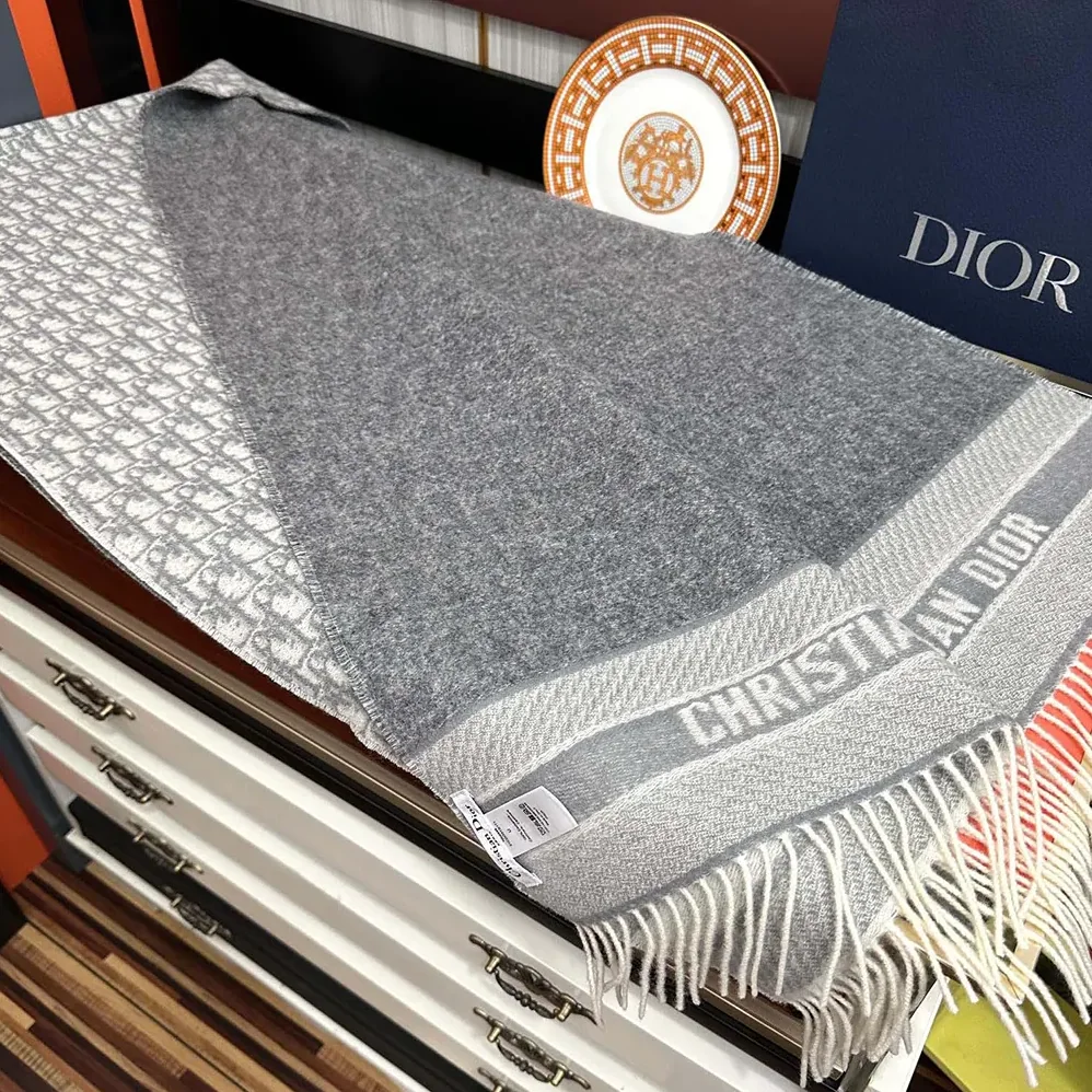 Dior Oblique Scarf Ecru and Gray Cashmere for Unisex Dior Oblique Scarf Ecru and Gray Cashmere for Unisex