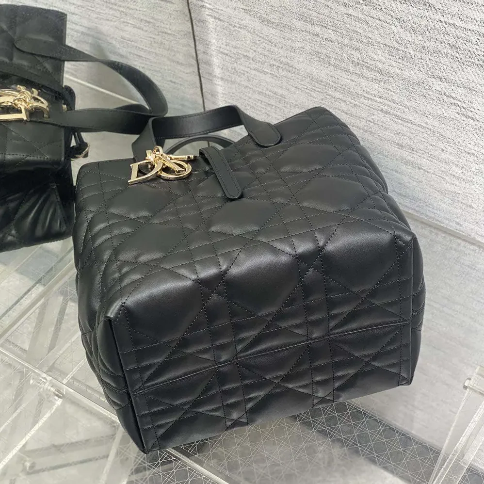 Dior Medium Dior Toujours Vertical Tote Bag Black Macrocannage Calfskin for Women Dior Medium Dior Toujours Vertical Tote Bag Black Macrocannage Calfskin for Women