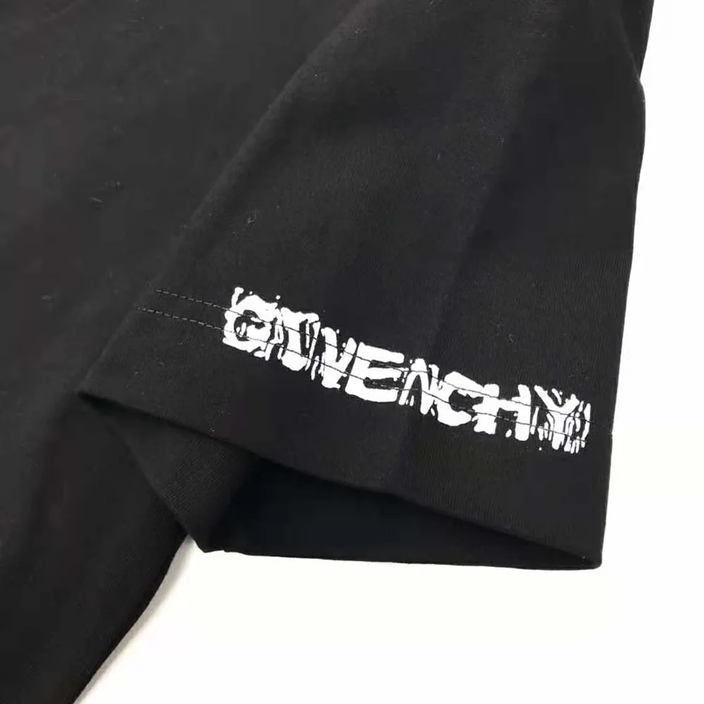 Givenchy Slim Fit T-shirt in Jersey with Ceramic Print for Men in Black