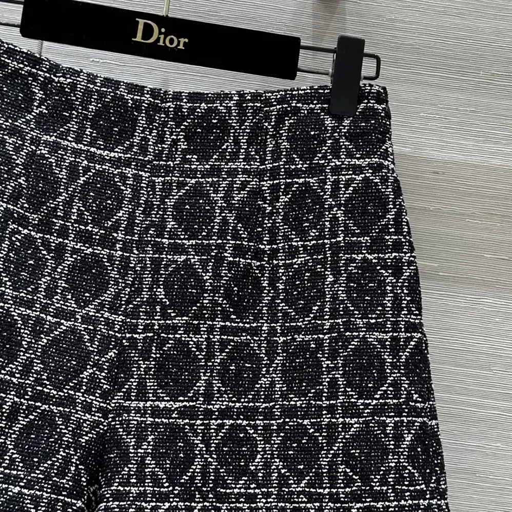 Dior Macrocannage Shorts Black and White Cotton Blend Tweed for Women Dior Macrocannage Shorts Black and White Cotton Blend Tweed for Women