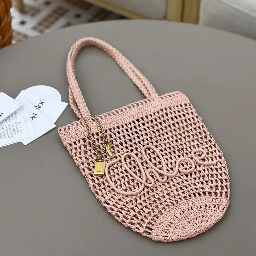 Chloe Small Summer Banana Tote Bag in Raffia for Women in Pink Chloe Small Summer Banana Tote Bag in Raffia for Women in Pink