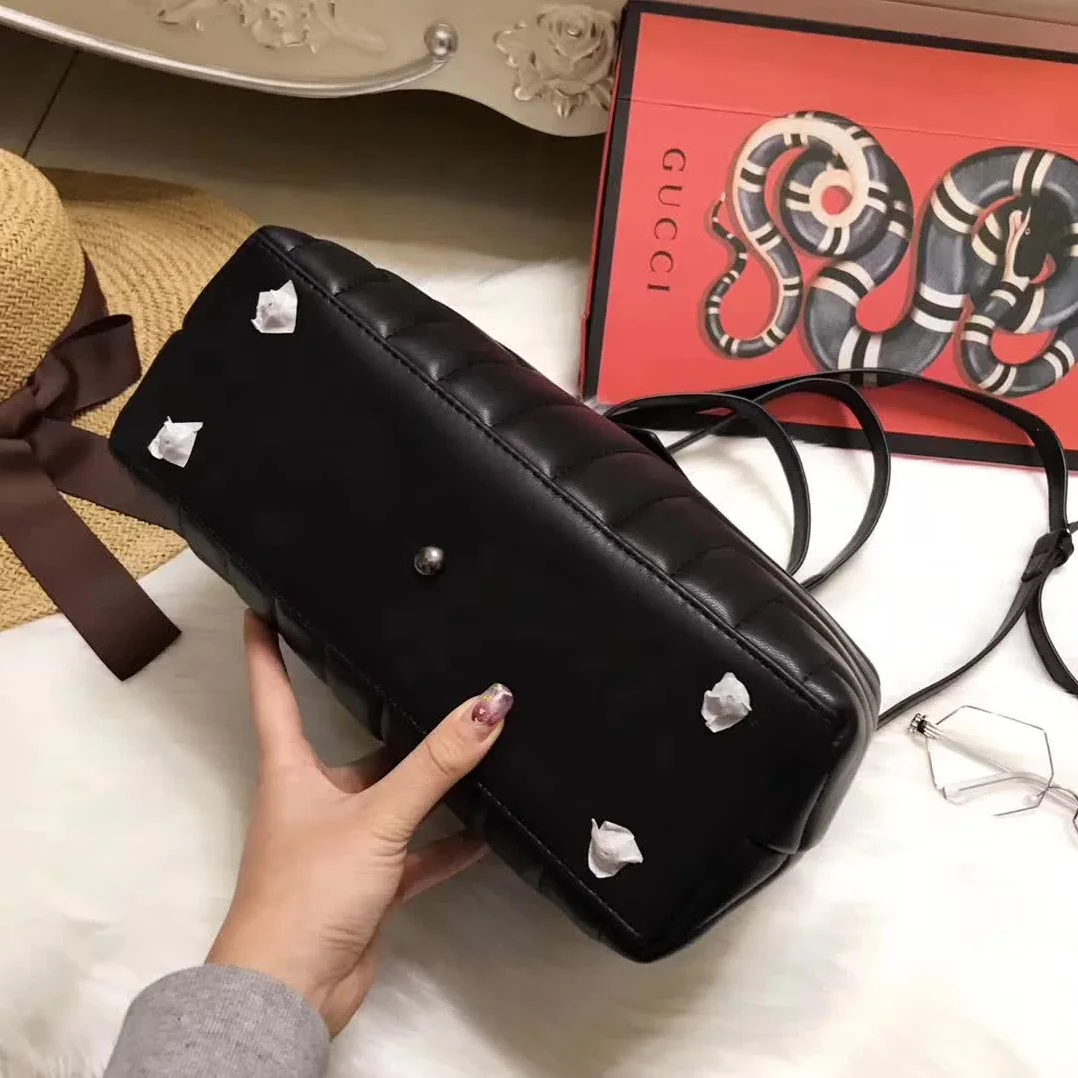 Saint Laurent YSL Small Loulou Shopping Bag Y Quilted in Black Saint Laurent YSL Small Loulou Shopping Bag Y Quilted in Black