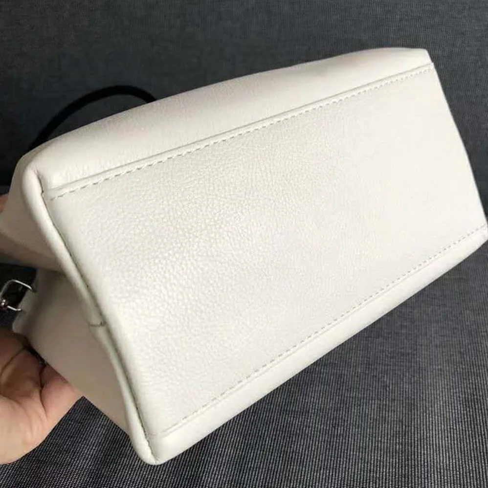 Balenciaga Shopping Tote XXS Bag in Calfskin Leather for Women in White