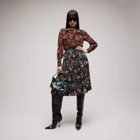 Gucci Lady Lunetta Small Shoulder Bag / Black/ Multicolor Gucci Flora Coated Canvas Palladium Hardware