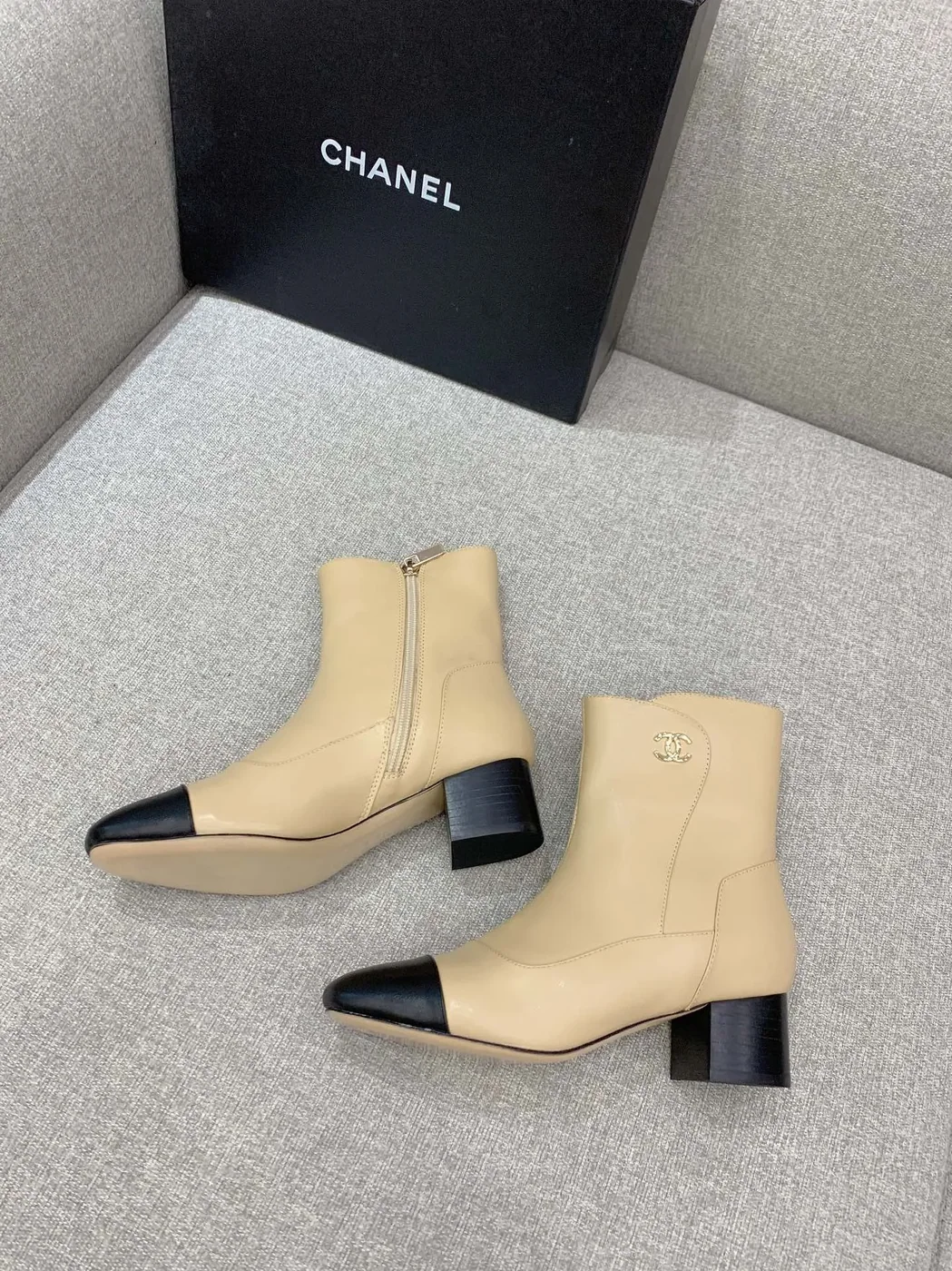 Chanel Ankle Boots White / Chanel Ankle Boots White /