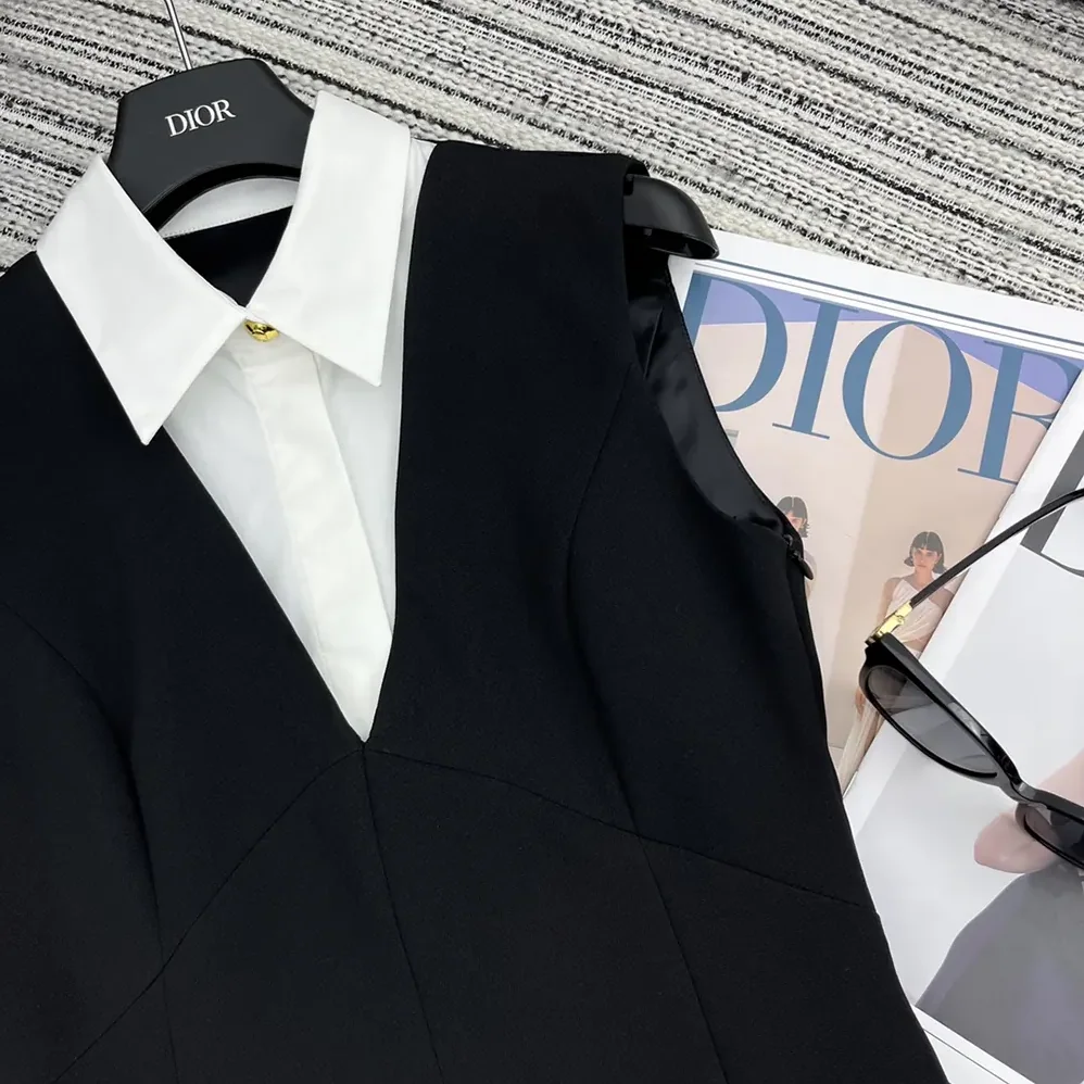 Dior Dress with Spread Collar Black Double-Sided Virgin Wool Crepe and White Cotton Poplin for Women Dior Dress with Spread Collar Black Double-Sided Virgin Wool Crepe and White Cotton Poplin for Women
