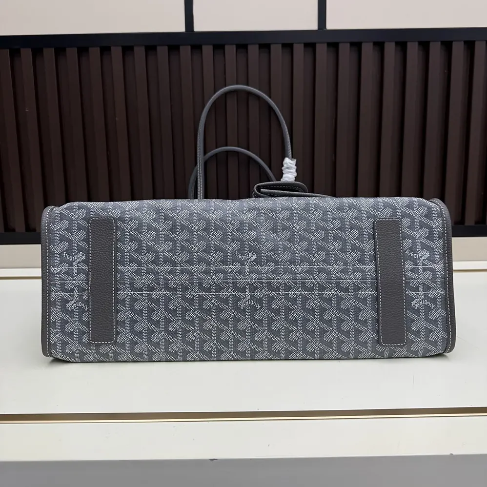 Goyard Hardy Pm Bag for Unisex in Grey