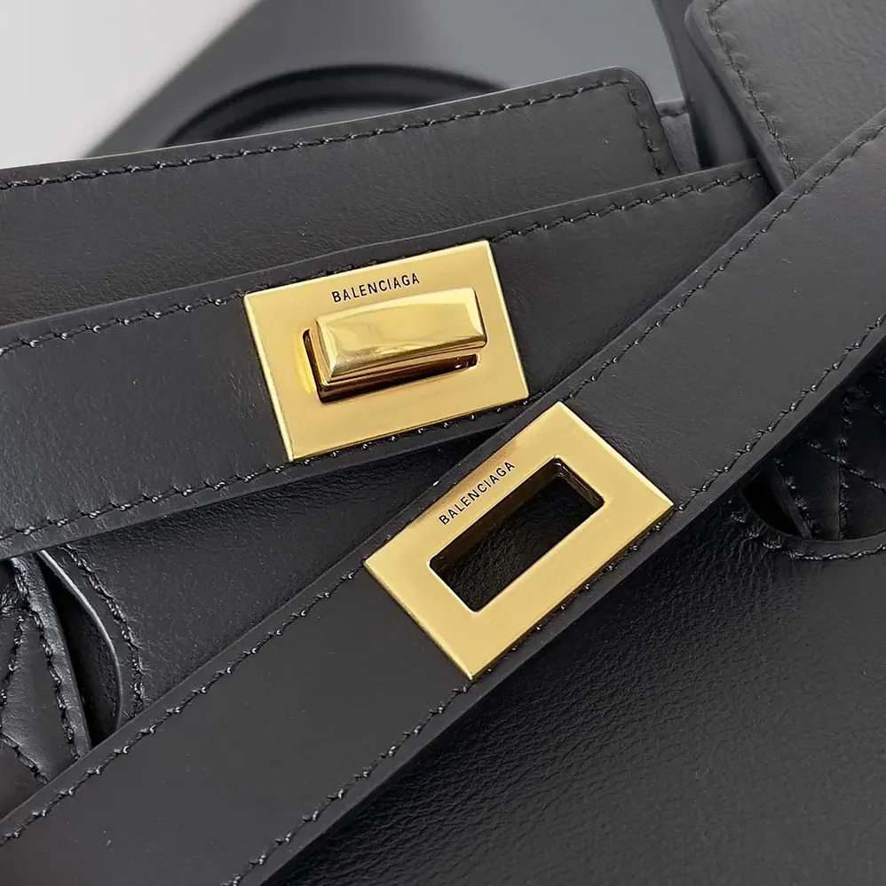 Balenciaga Bel Air Small Carry All Bag in Black Smooth Calfskin for Women in Gold Balenciaga Bel Air Small Carry All Bag in Black Smooth Calfskin for Women in Gold