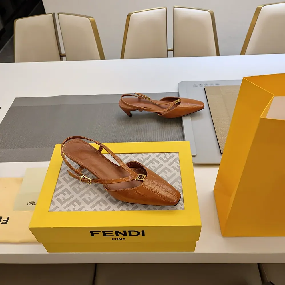 Fendi FFold Beige EEl Leather Low for Women in heeled Slingbacks