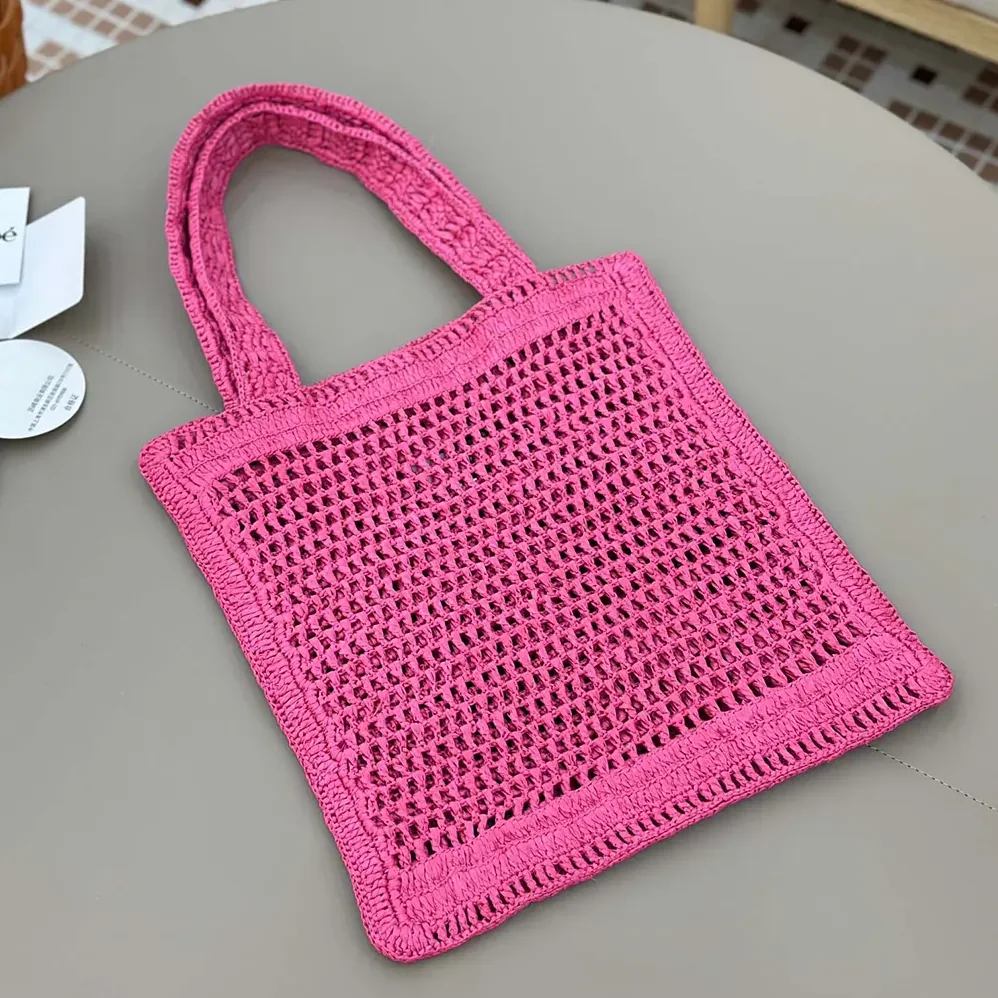 Chloe Summer Banana Tote Bag In Raffia for Women in Rose Chloe Summer Banana Tote Bag In Raffia for Women in Rose
