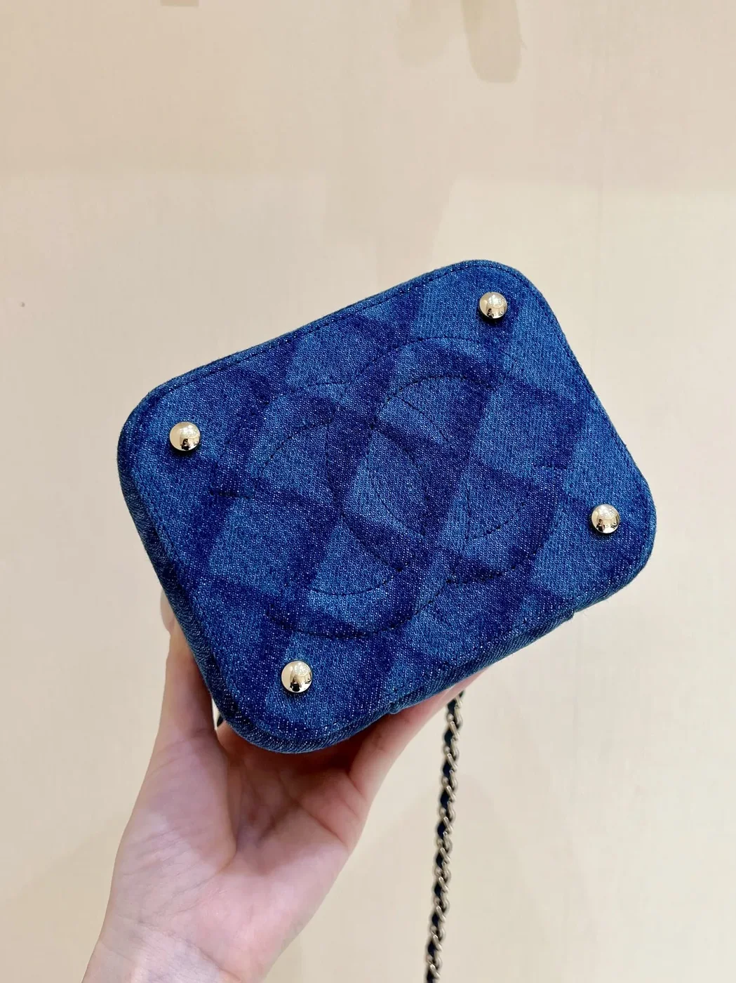 Chanel CC Denim Vanity Bag Dark Blue / Chanel CC Denim Vanity Bag Dark Blue /