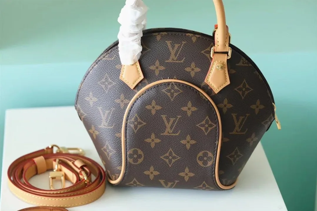 Louis Vuitton Ellipse BB Handbag Created By Nicolas Ghesquiere From Classic Monogram Canvas Brown / Louis Vuitton Ellipse BB Handbag Created By Nicolas Ghesquiere From Classic Monogram Canvas Brown /