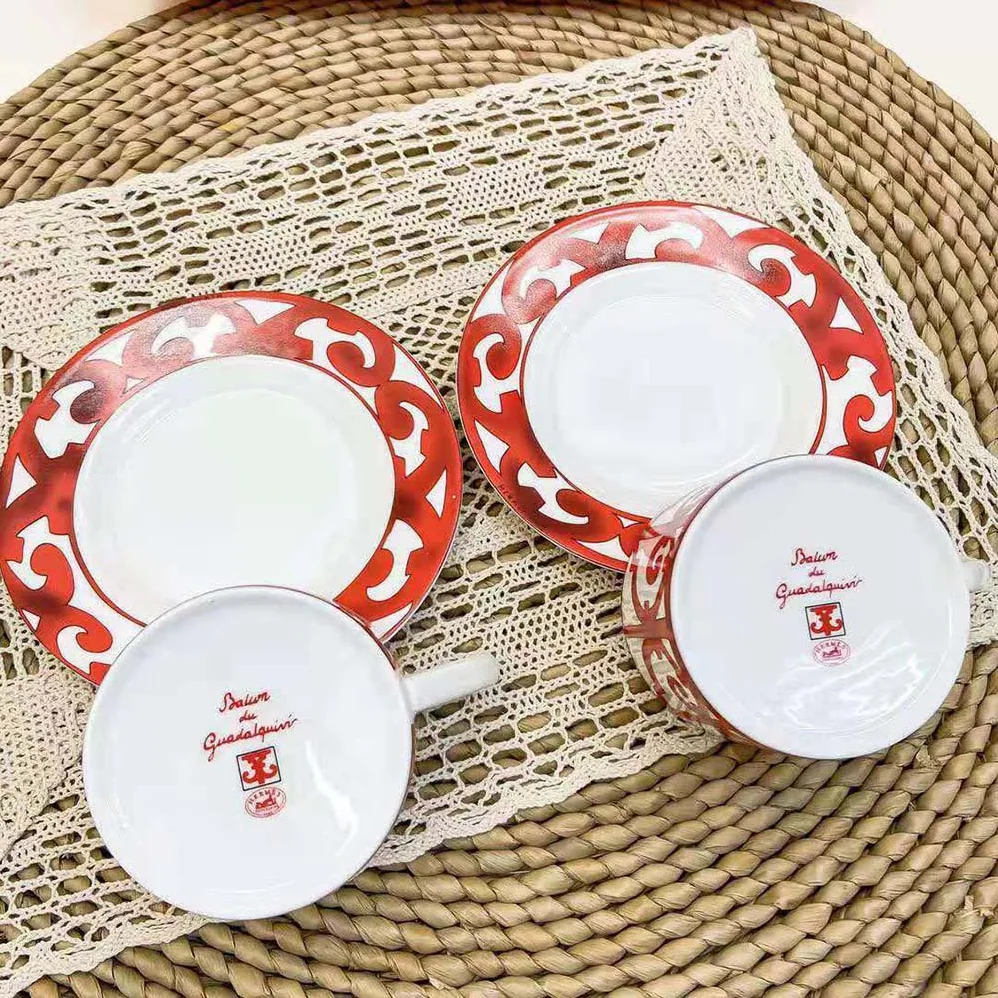 Hermes Balcon Du Guadalquivir Tea Cup and Saucer for Unisex