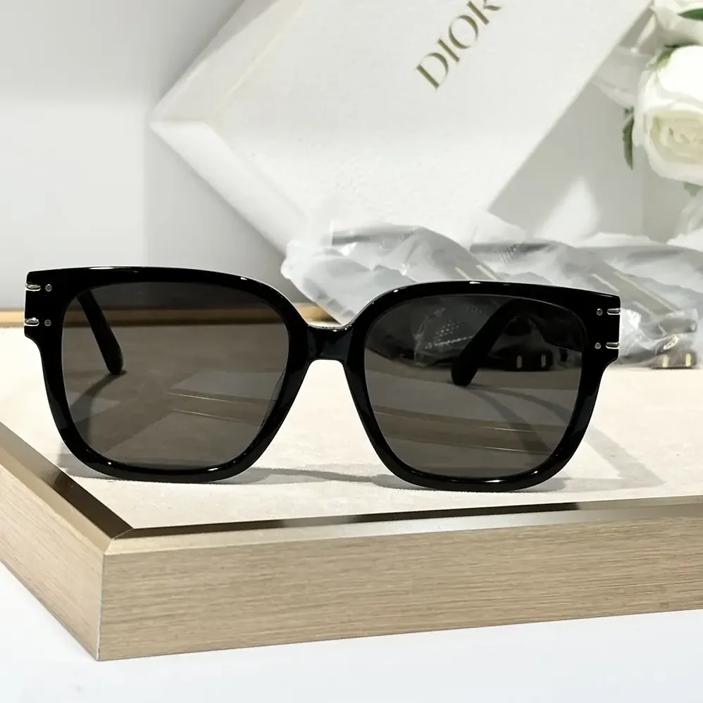 Dior DiorSignature S7F Black Square Sunglasses for Women Dior DiorSignature S7F Black Square Sunglasses for Women