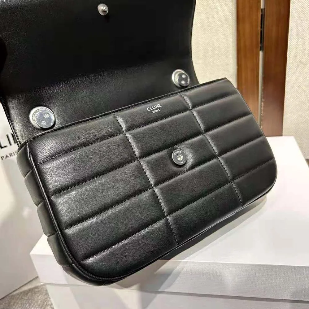 Celine Chain Shoulder Bag Matelasse Monochrome Celine in Quilted Goatskin for Women in Silver Celine Chain Shoulder Bag Matelasse Monochrome Celine in Quilted Goatskin for Women in Silver