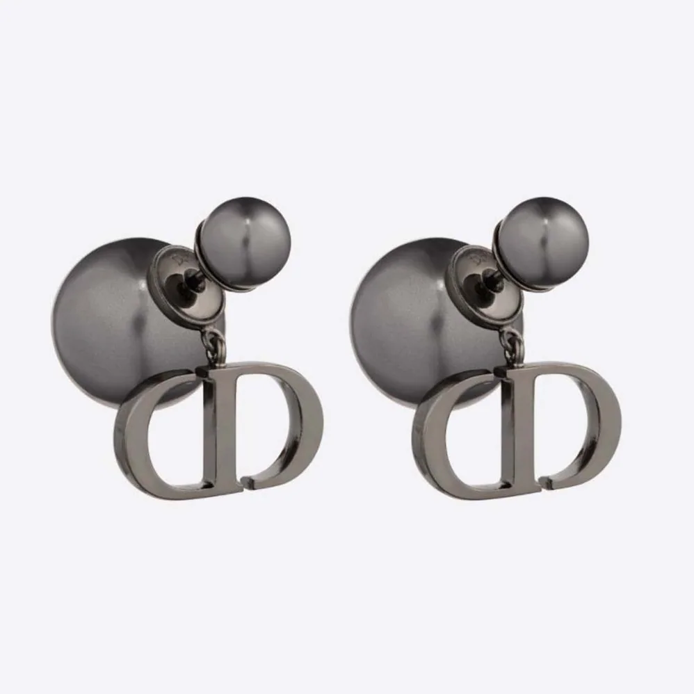 Dior Tribales Earrings Ruthenium-Finish Metal and Gray Resin Pearls for Women Dior Tribales Earrings Ruthenium-Finish Metal and Gray Resin Pearls for Women