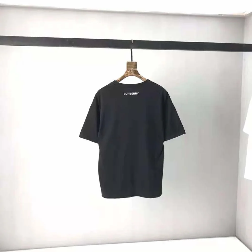 Burberry Monster Graphic Cotton Oversized T-shirt for Men in Black Burberry Monster Graphic Cotton Oversized T-shirt for Men in Black