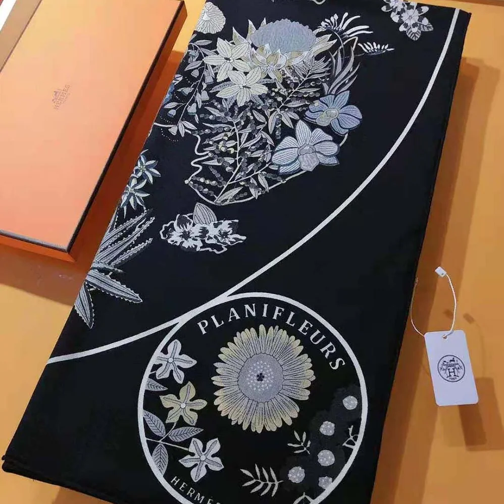 Hermes Planifleurs Scarf 90 for Women in Black