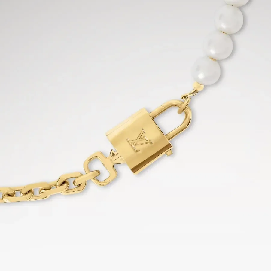Louis Vuitton Pearlock Necklace Gold Hardware